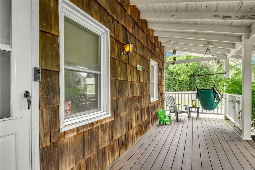 76 Magnolia Dr Kings Park Kings Park NY 11754