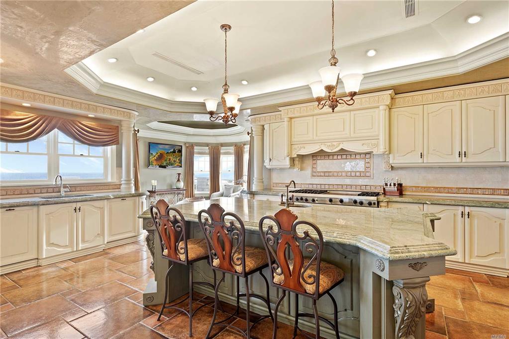 59 Dune Rd East Quogue E. Quogue NY 11942