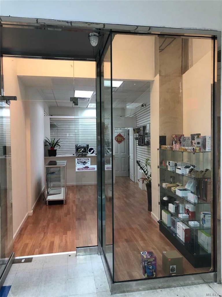 41-70 Main St Flushing Flushing NY 11355