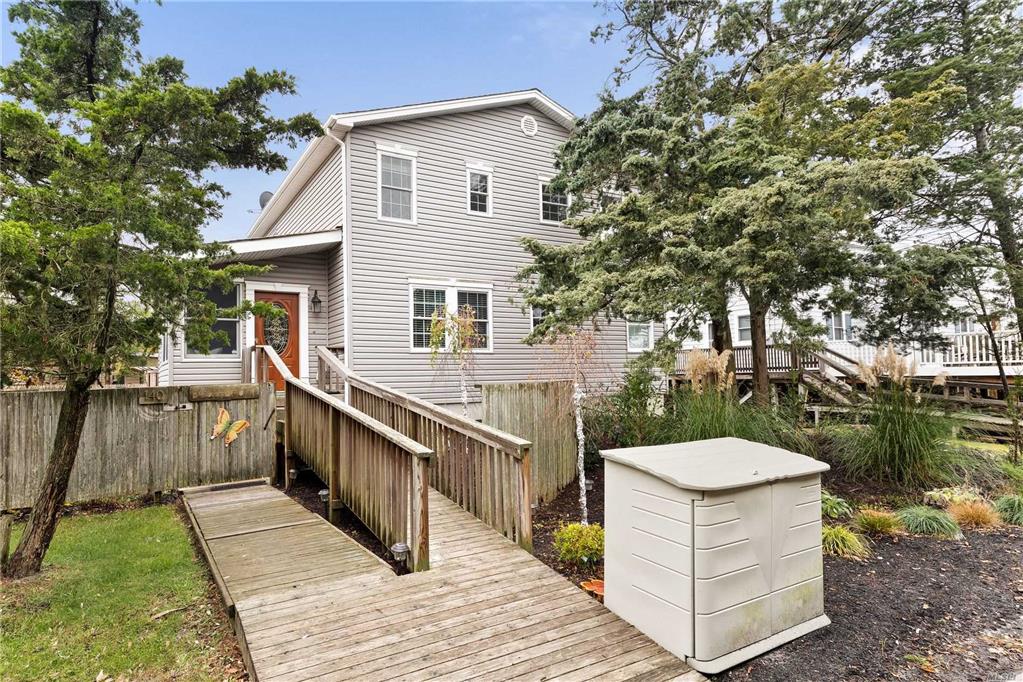 140 Pine St Kismet Kismet NY 11706