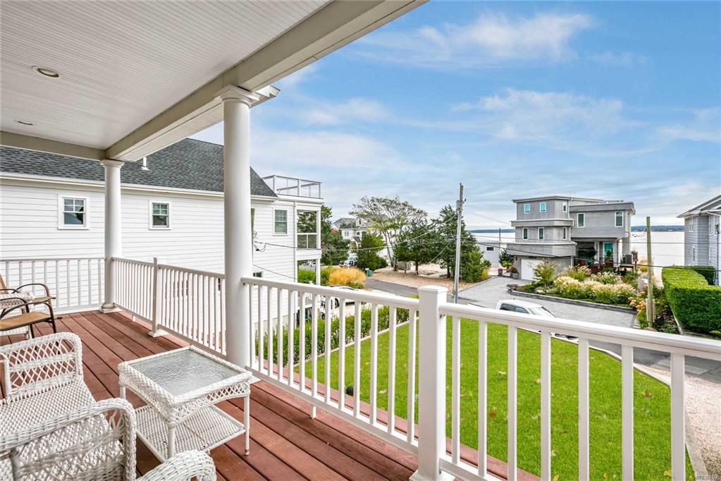14 Locust St Aquebogue Aquebogue NY 11931