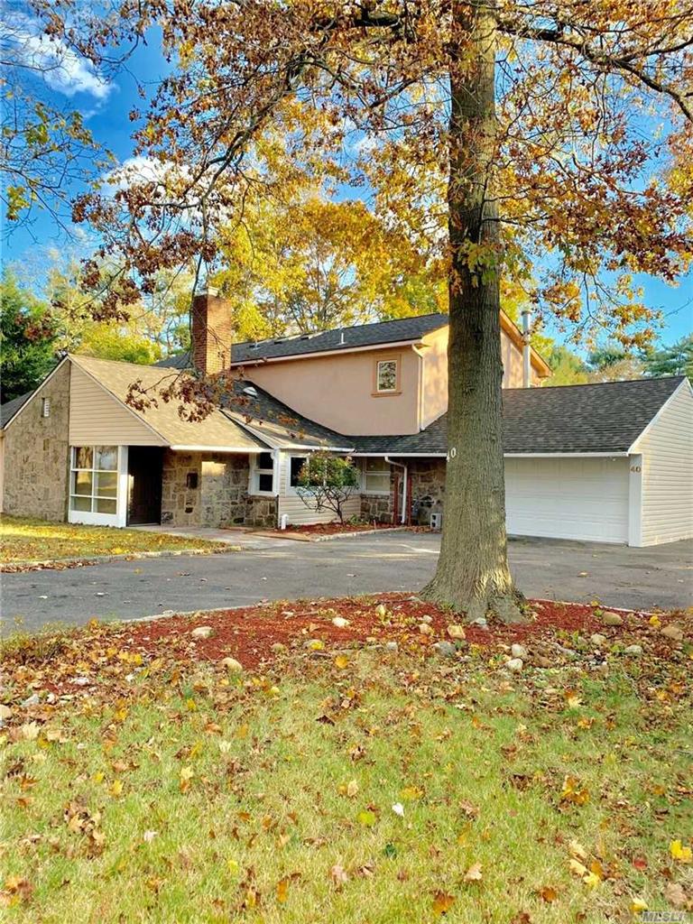 40 Carriage Ln Roslyn Heights Roslyn Heights NY 11577