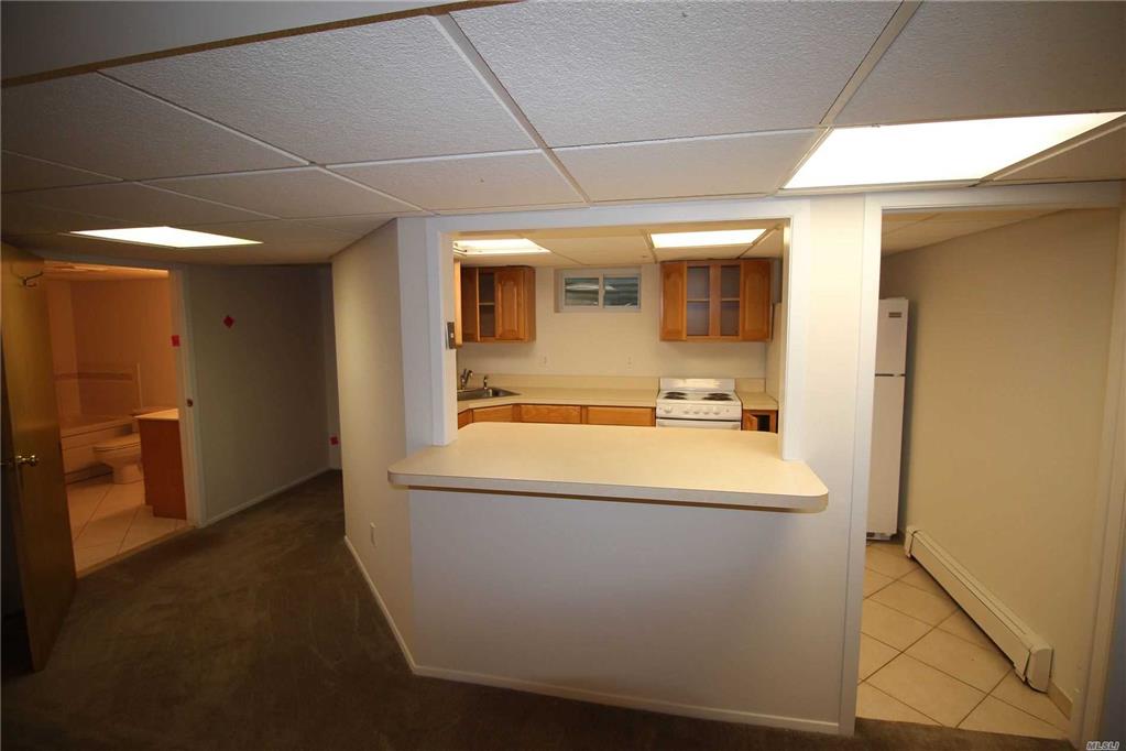 3 Cakewalk Ter Smithtown Smithtown NY 11787