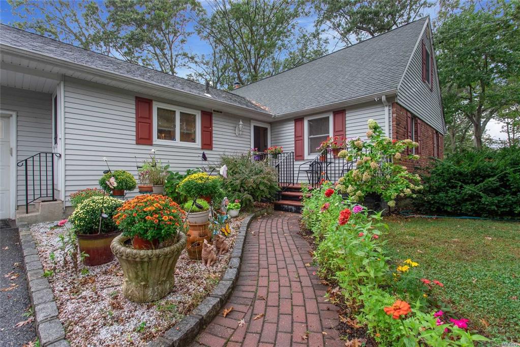 60 Gildare Dr E. Northport E. Northport NY 11731