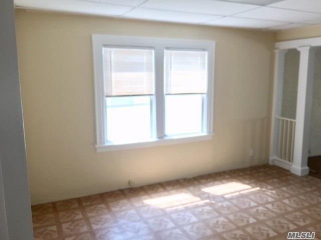 105-49 89th St Ozone Park Ozone Park NY 11416