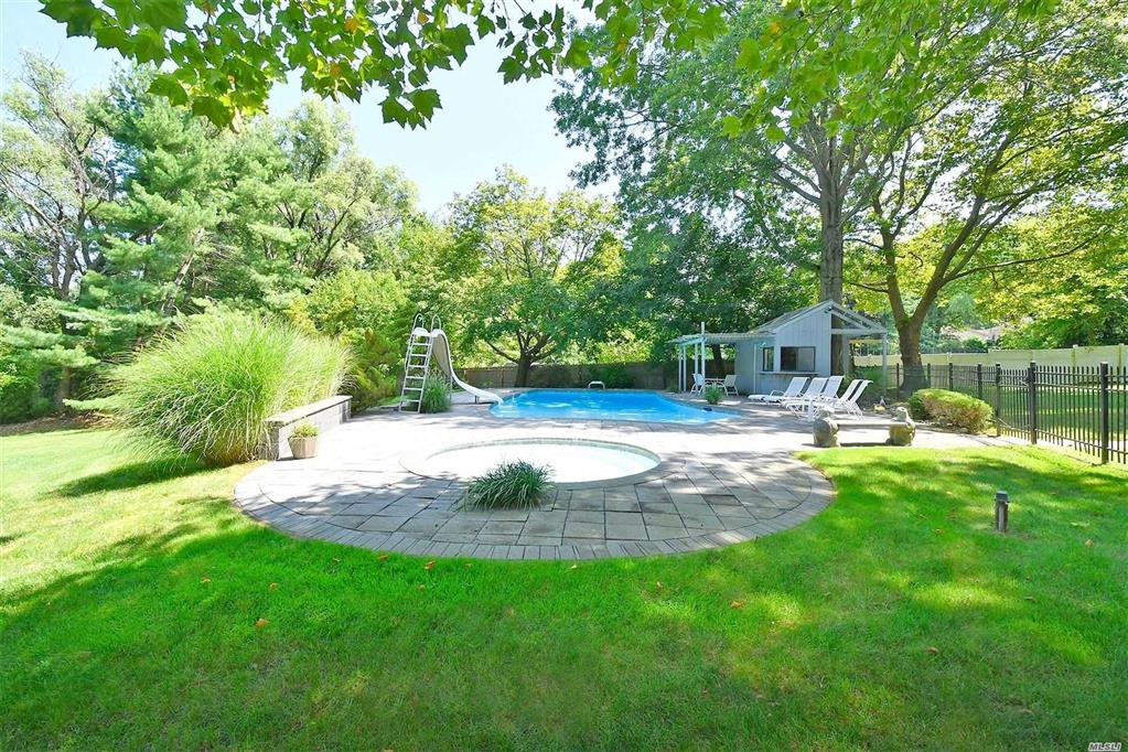 52 Fox Ln Dix Hills Dix Hills NY 11746
