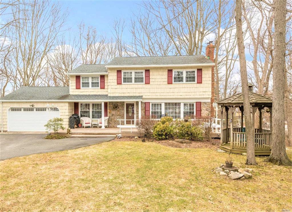 5 Potter Ct Smithtown Smithtown NY 11787