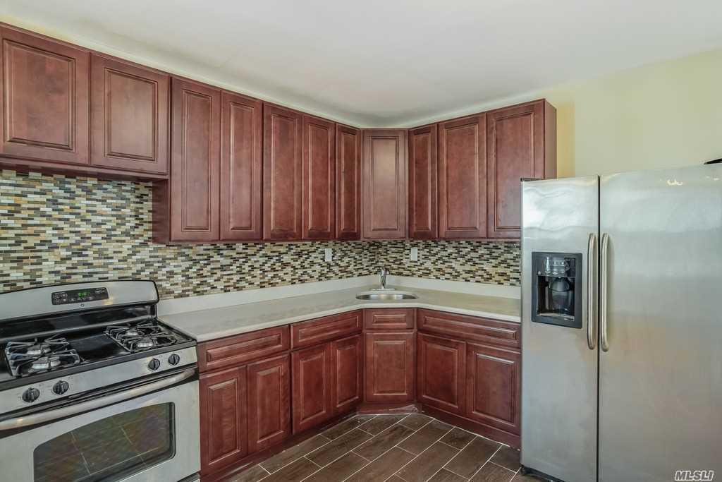 35-11 105th St Corona Corona NY 11368