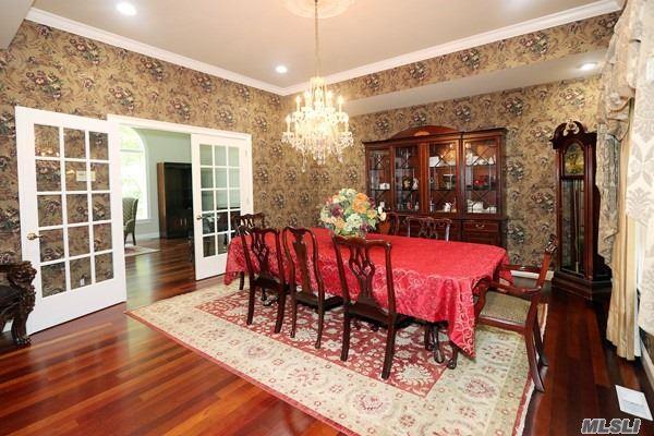 214 Sunset Rd Oyster Bay Cove Oyster Bay Cove NY 11771