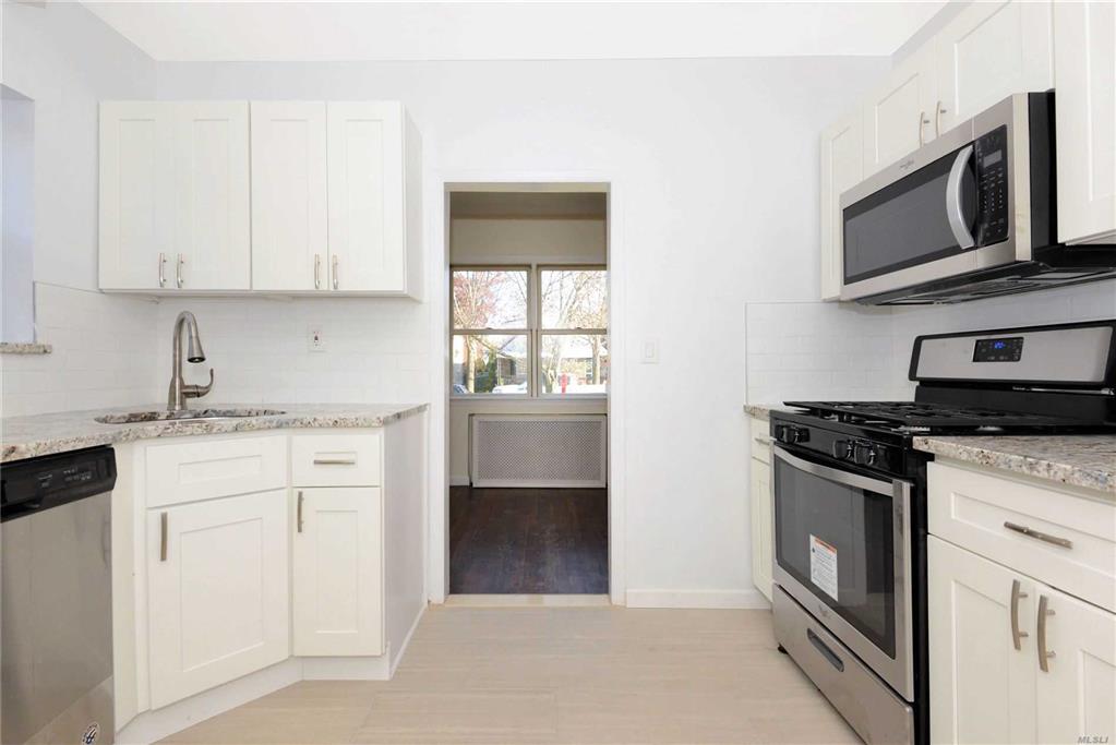 203 Wellington Rd S Garden City Garden City NY 11530