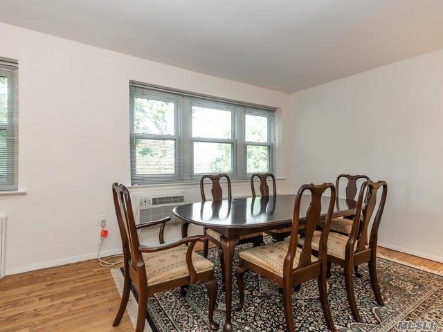 30 Pearsall Ave Glen Cove Glen Cove NY 11542