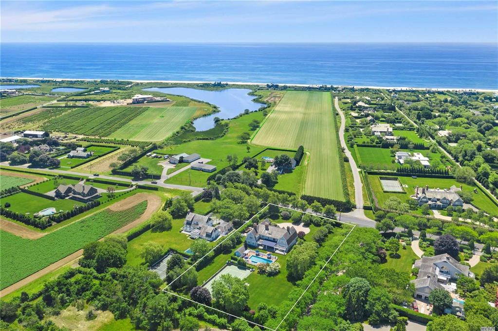 437 Wickapogue Rd Southampton Southampton NY 11968