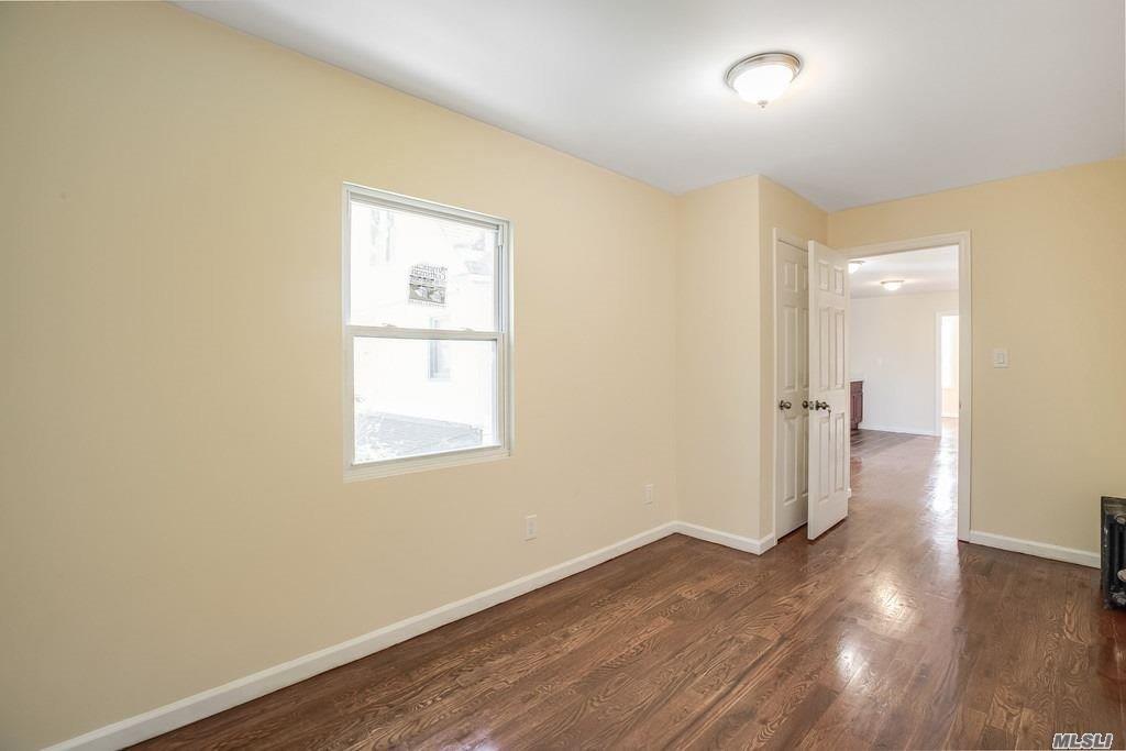 35-11 105th St Corona Corona NY 11368