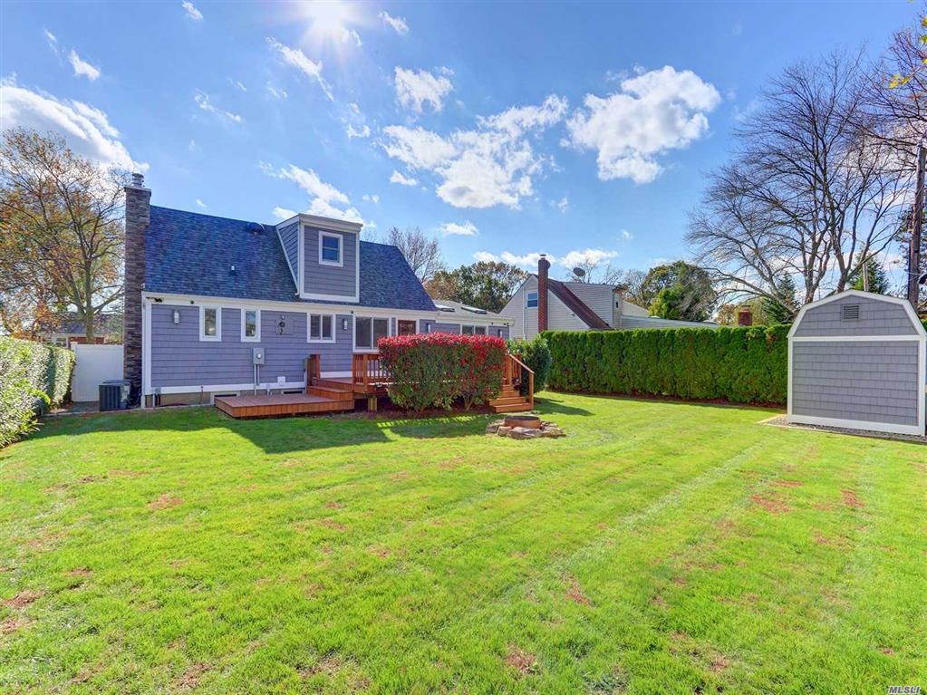60 Lewis Ln Syosset Syosset NY 11791
