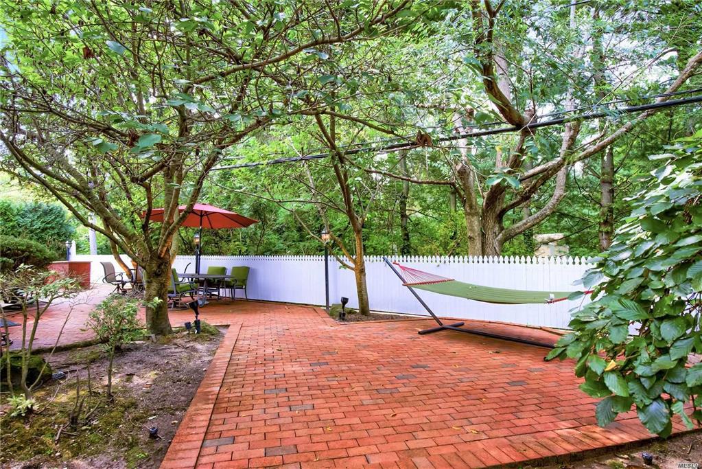 102 Castle Ridge Rd Manhasset Manhasset NY 11030