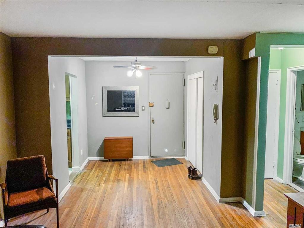 67-50 Thornton Pl Forest Hills Forest Hills NY 11375