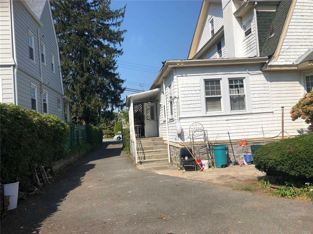 2 Brookdale Ave Out of NYC New Rochelle NY 10801
