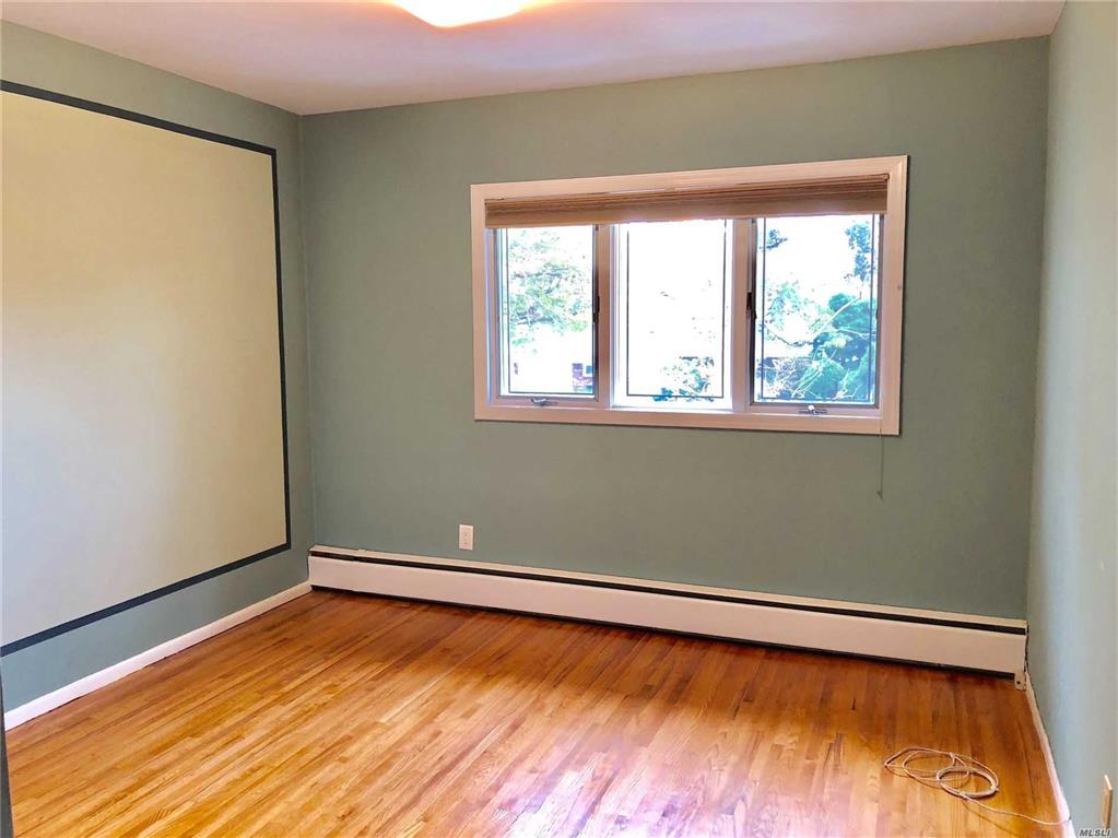597 Michelle Pl N. Woodmere N. Woodmere NY 11581