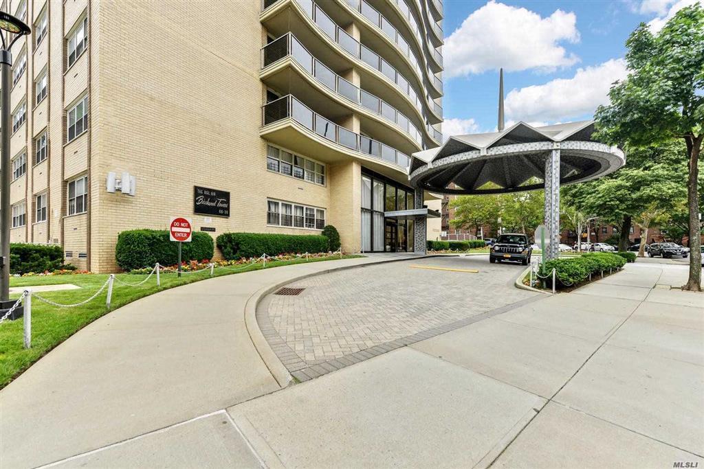66-36 Yellowstone Blvd Forest Hills Forest Hills NY 11375