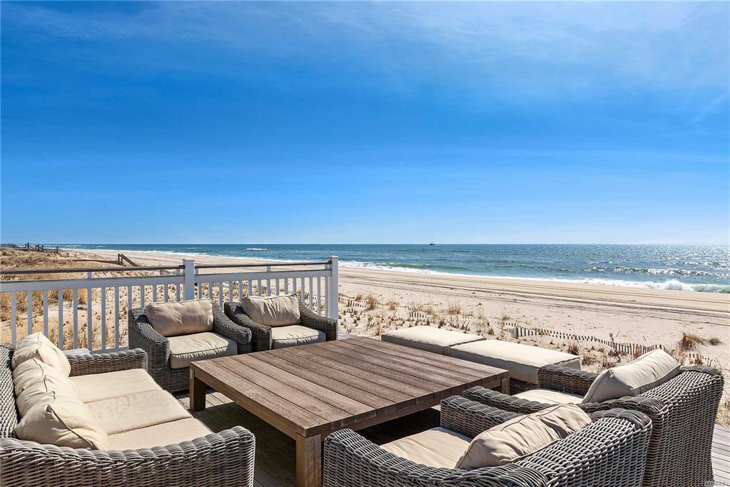 59 Dune Rd East Quogue E. Quogue NY 11942