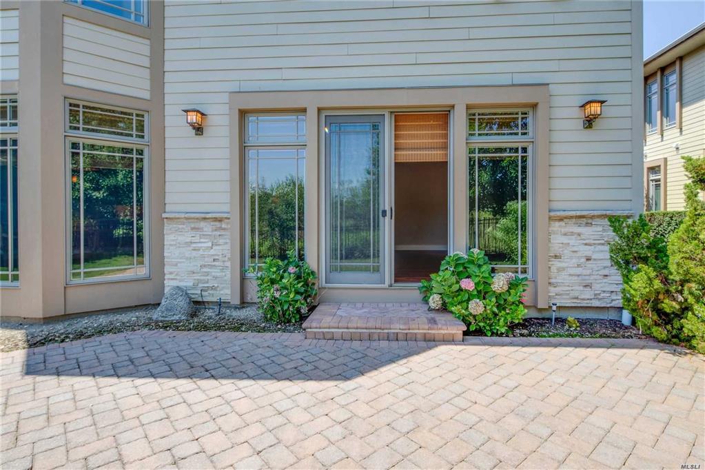 29 Holiday Pond Rd Jericho Jericho NY 11753