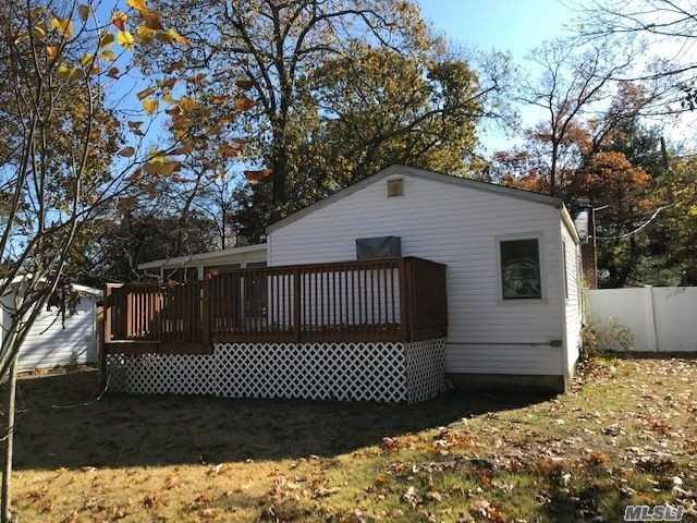 7 Cross St Lake Ronkonkoma Lake Ronkonkoma NY 11779