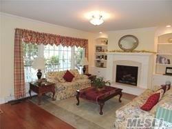 3388 Stratford Rd Wantagh Wantagh NY 11793