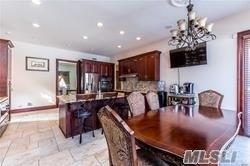 2 Mill Pond Ln Lattingtown Lattingtown NY 11560