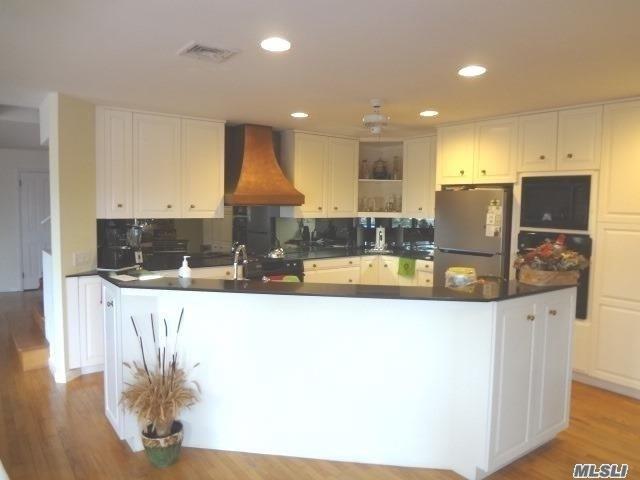 9 Sunset Blvd Wading River Wading River NY 11792