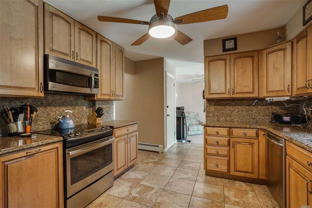 69 Rumford Rd Kings Park Kings Park NY 11754