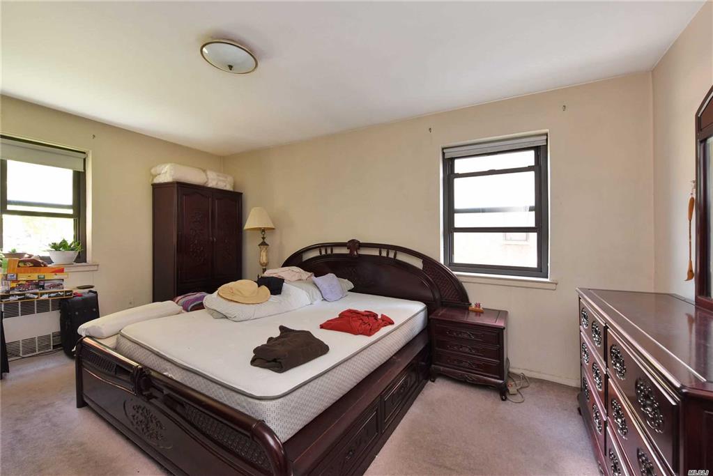 31-30 138th St Flushing Flushing NY 11354