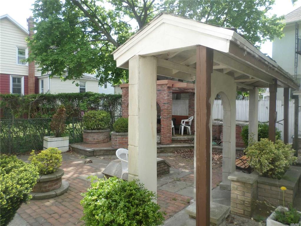 11-11 Grassmere Ter Far Rockaway Far Rockaway NY 11691