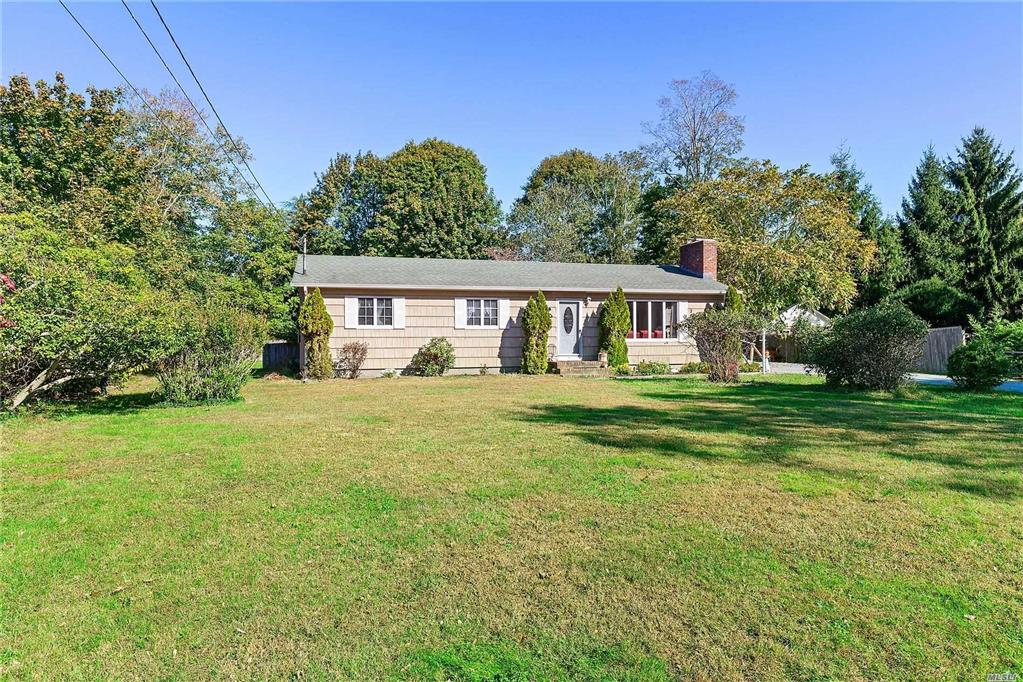 8 Jackson St East Hampton East Hampton NY 11937