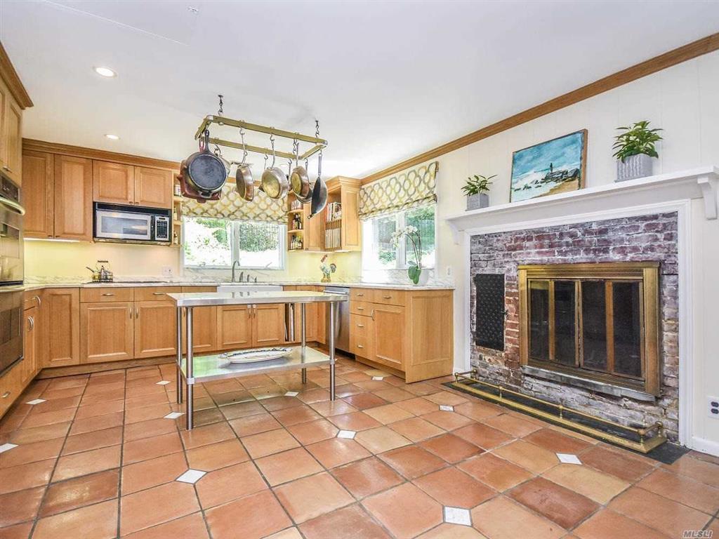 31 Kissam Ln Glen Head Glen Head NY 11545