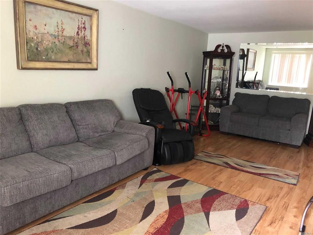 262 Bretton Woods Dr Coram Coram NY 11727