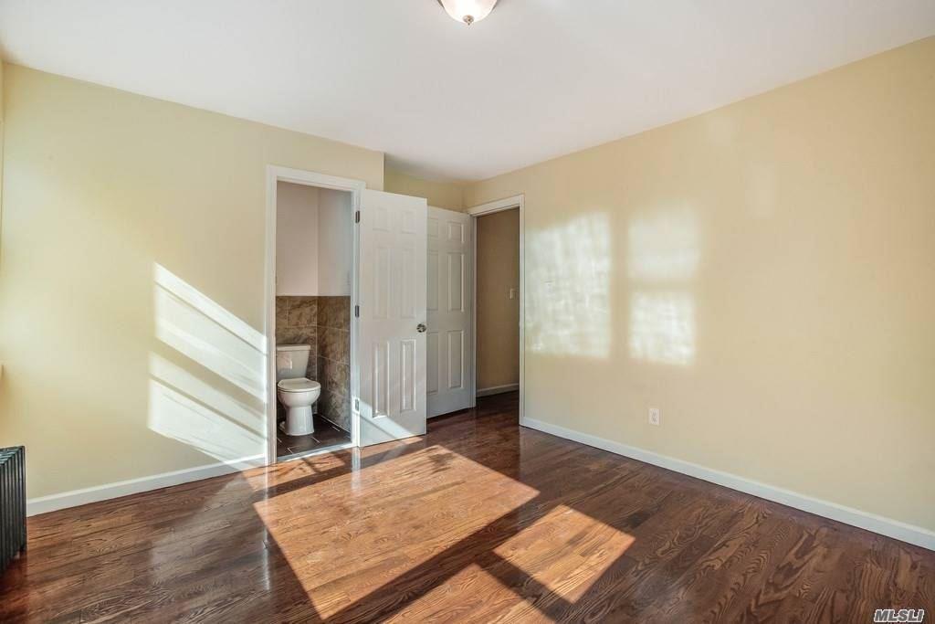 35-11 105th St Corona Corona NY 11368