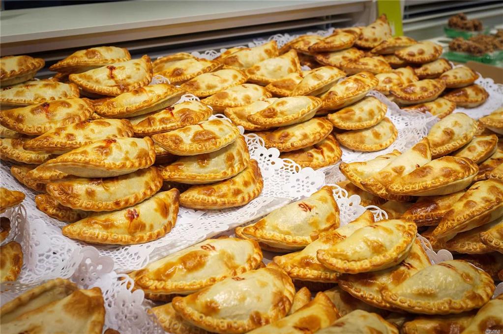 Confidential Amityville Amityville NY 11701