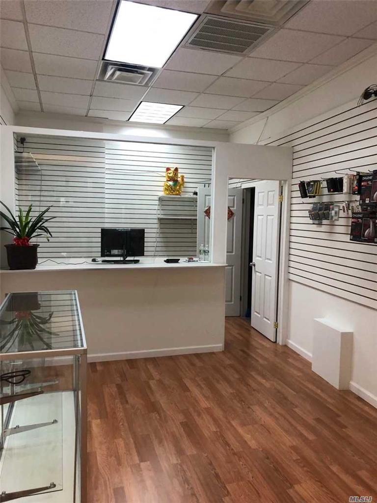 41-70 Main St Flushing Flushing NY 11355