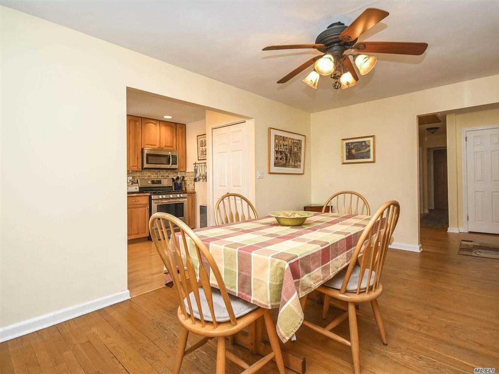 6 Dunes Ln Port Washington Port Washington NY 11050