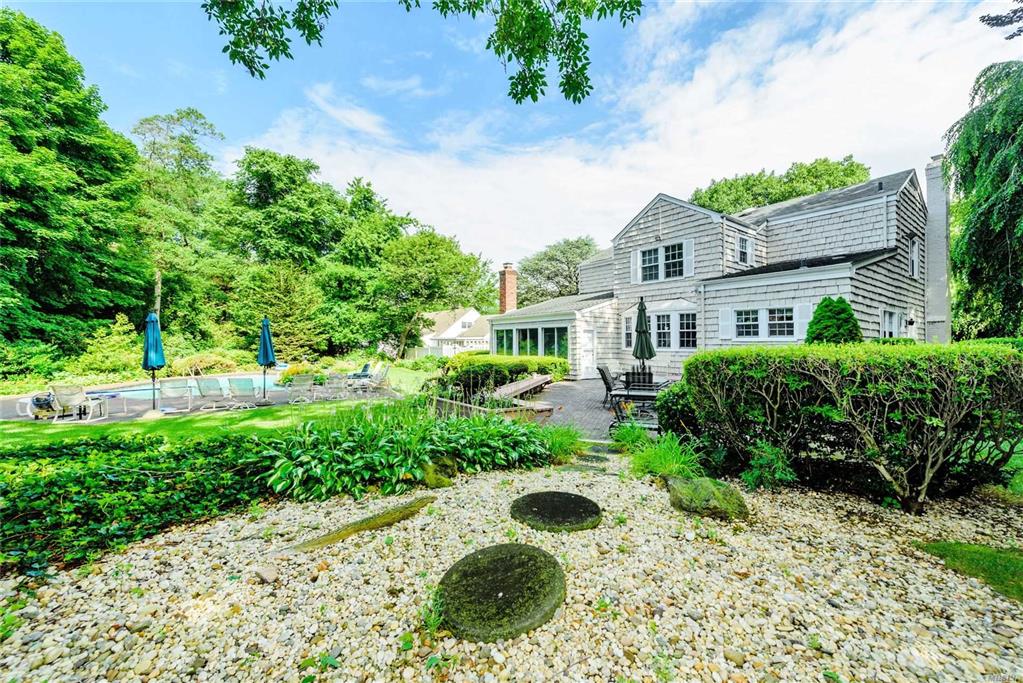 213 Albon Rd Hewlett Harbor Hewlett Harbor NY 11557