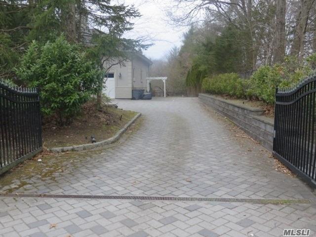 22 Willow Pond Ln Miller Place Miller Place NY 11764