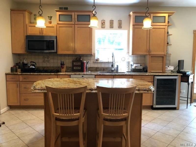 16 Homecoming Pl E. Setauket E. Setauket NY 11733