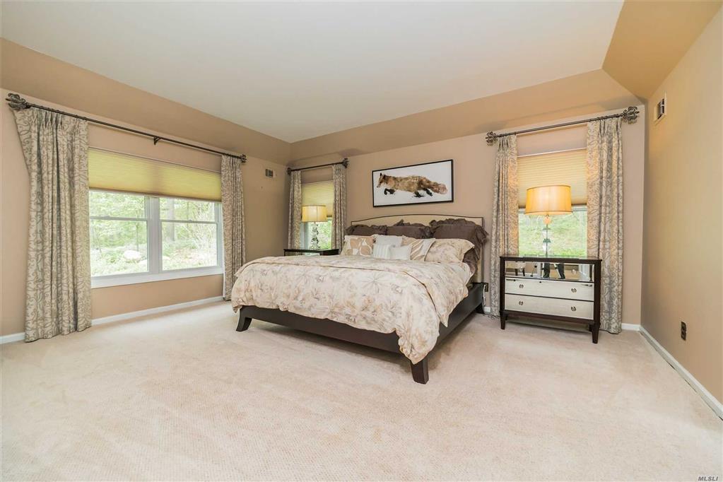 450 Annandale Dr Oyster Bay Cove Oyster Bay Cove NY 11791