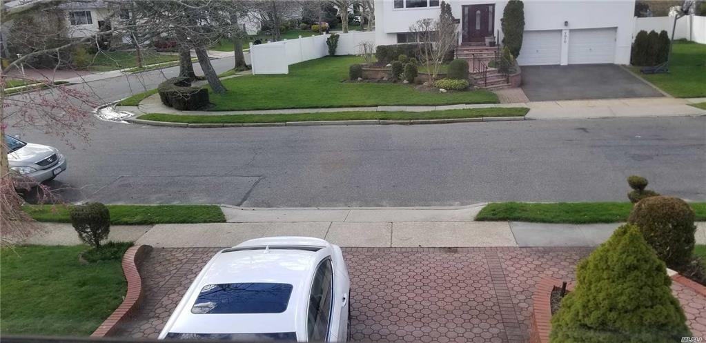 1009 Dartmouth Ln Woodmere Woodmere NY 11598
