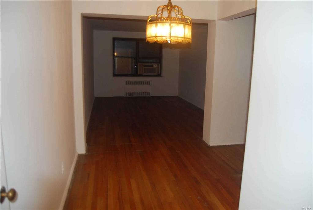 138-18 28th Rd Flushing Flushing NY 11354