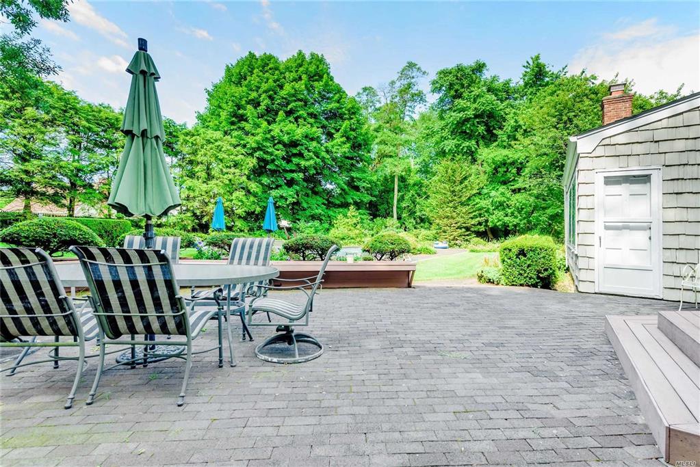 213 Albon Rd Hewlett Harbor Hewlett Harbor NY 11557
