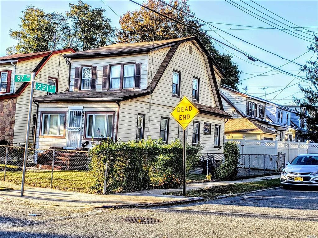 220-17 97 Ave Queens Village Queens Village NY 11429