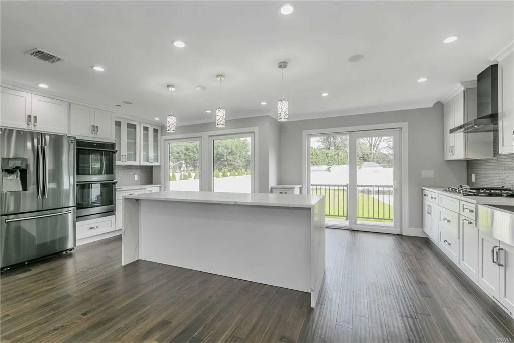 3 Evers Ct Commack Commack NY 11725