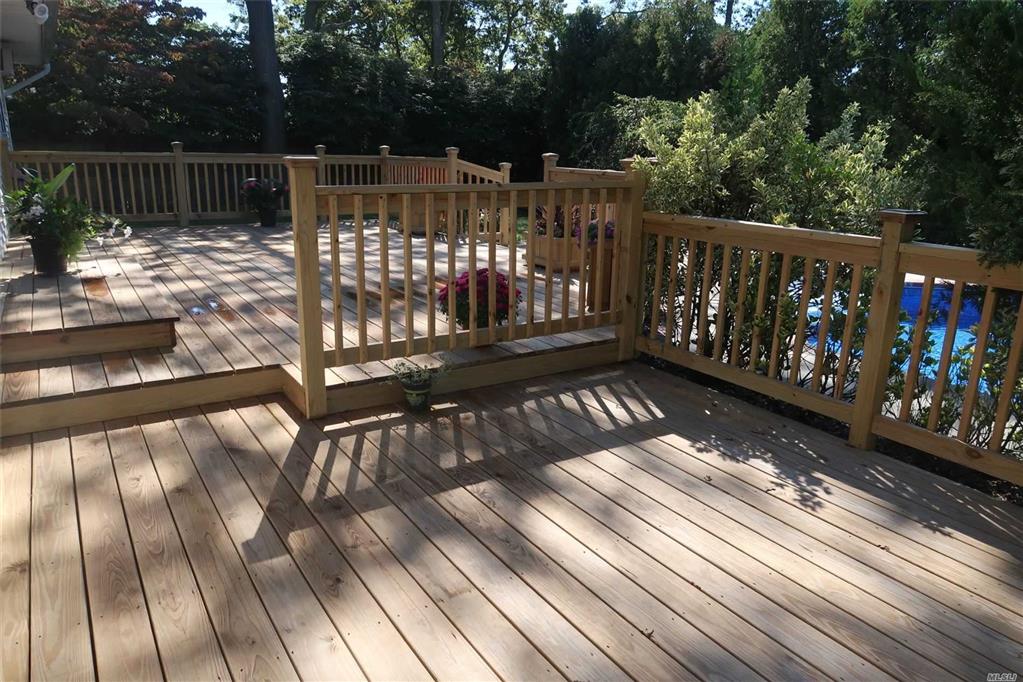 82 Avenue D Holbrook Holbrook NY 11741