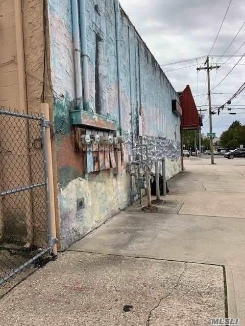 3381 Merrick Rd Wantagh Wantagh NY 11793